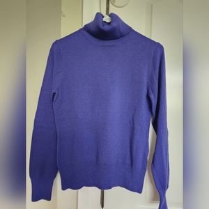Venus Cozy Purple Turtleneck Sweater Size Medium Euc